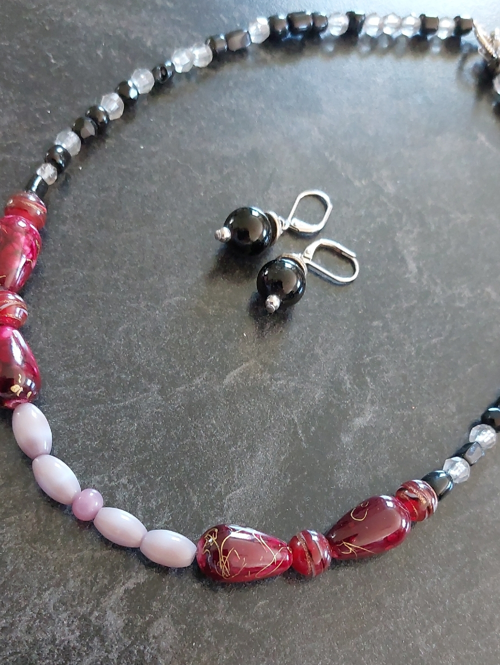 💜5/$25 Black Bead Toggle Necklace And Leverback Earrings